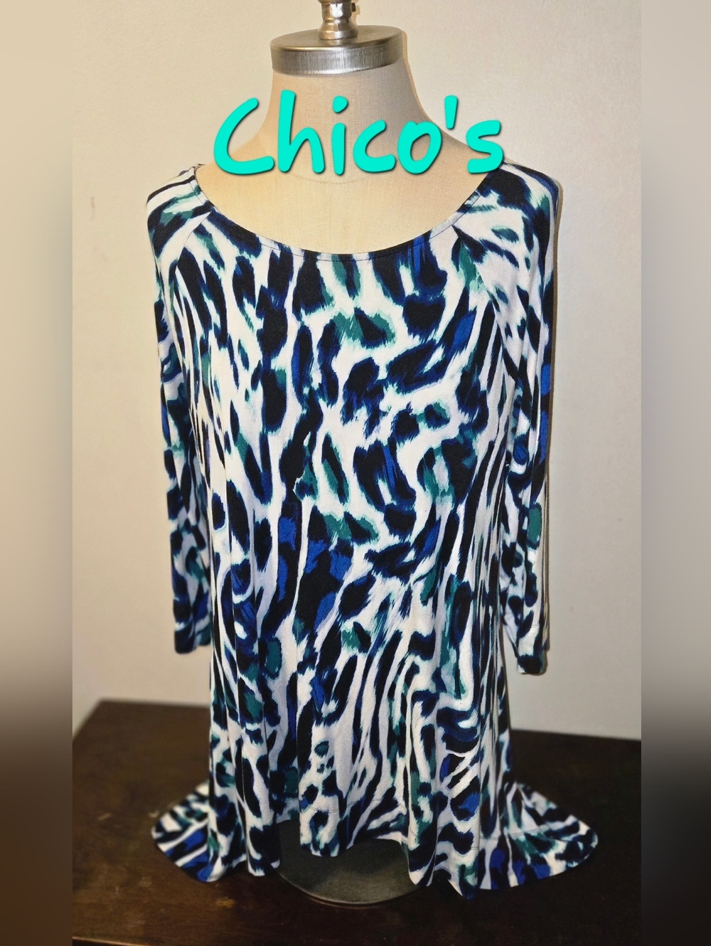 Chico's Blue & Teal Abstract Animal Print Scoop Neck Tunic Size 2